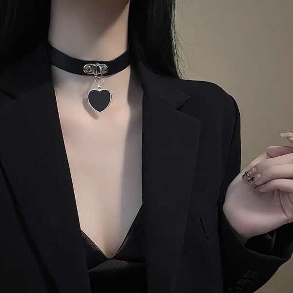 Vòng cổ nữ choker cá tính thời trang Hàn Quốc sexy da PU có dây xích kim loại - Hình ảnh 3